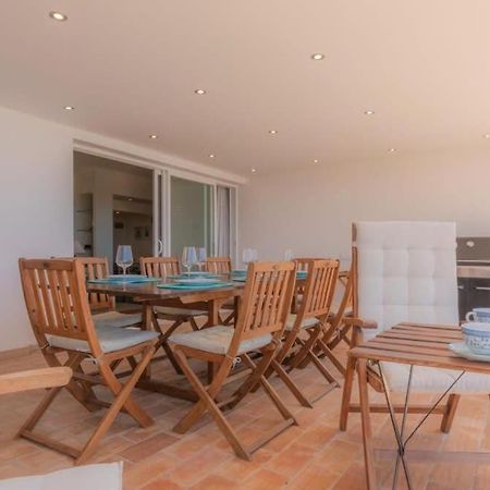 Villa Prado - Beautiful Beachfront Villa Αλμπουφέιρα Εξωτερικό φωτογραφία
