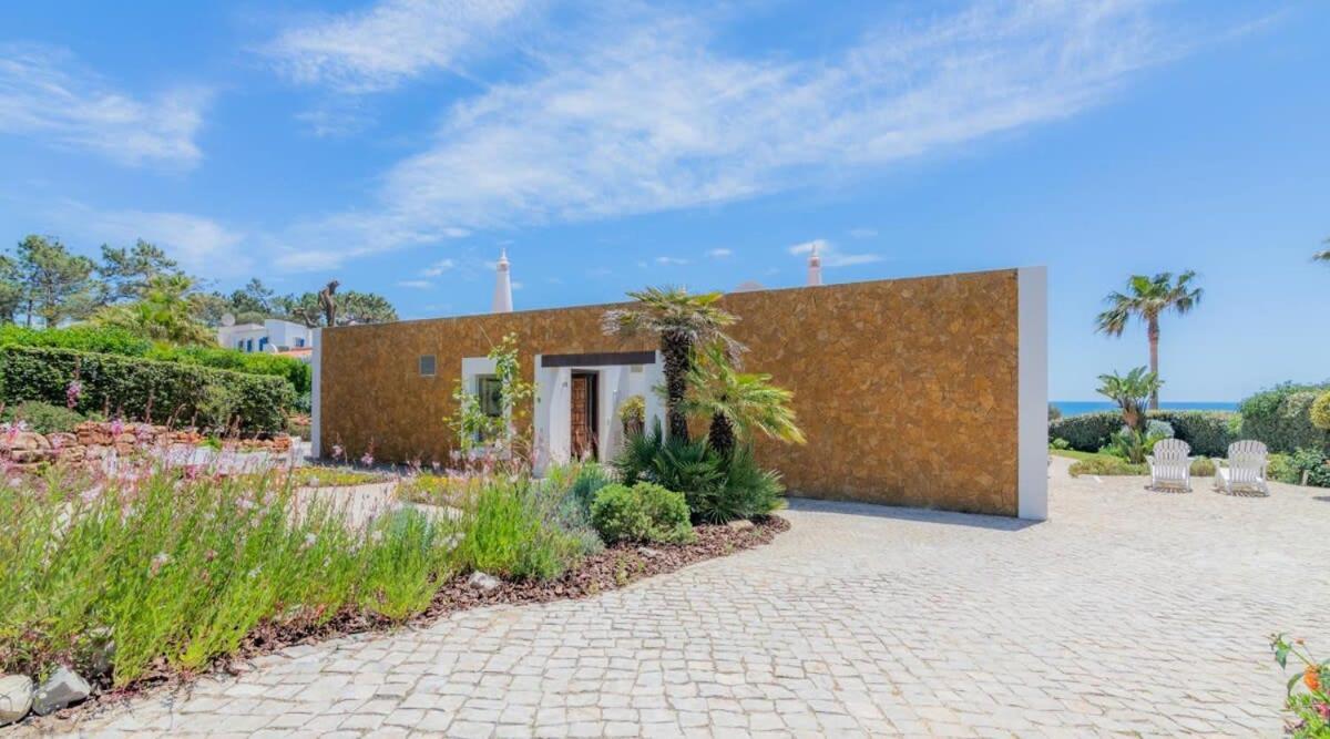 Villa Prado - Beautiful Beachfront Villa Αλμπουφέιρα Εξωτερικό φωτογραφία