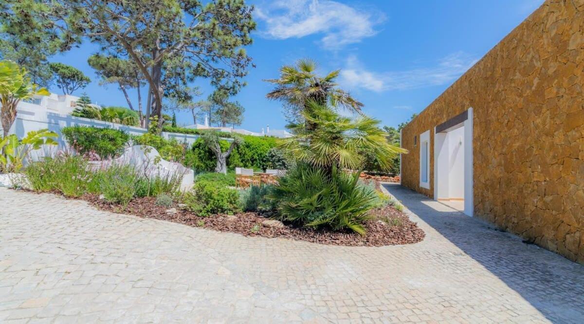 Villa Prado - Beautiful Beachfront Villa Αλμπουφέιρα Εξωτερικό φωτογραφία